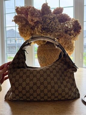 Gucci Horsebit hobo bag